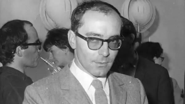  Jean-Luc Godard, director de cine francés.