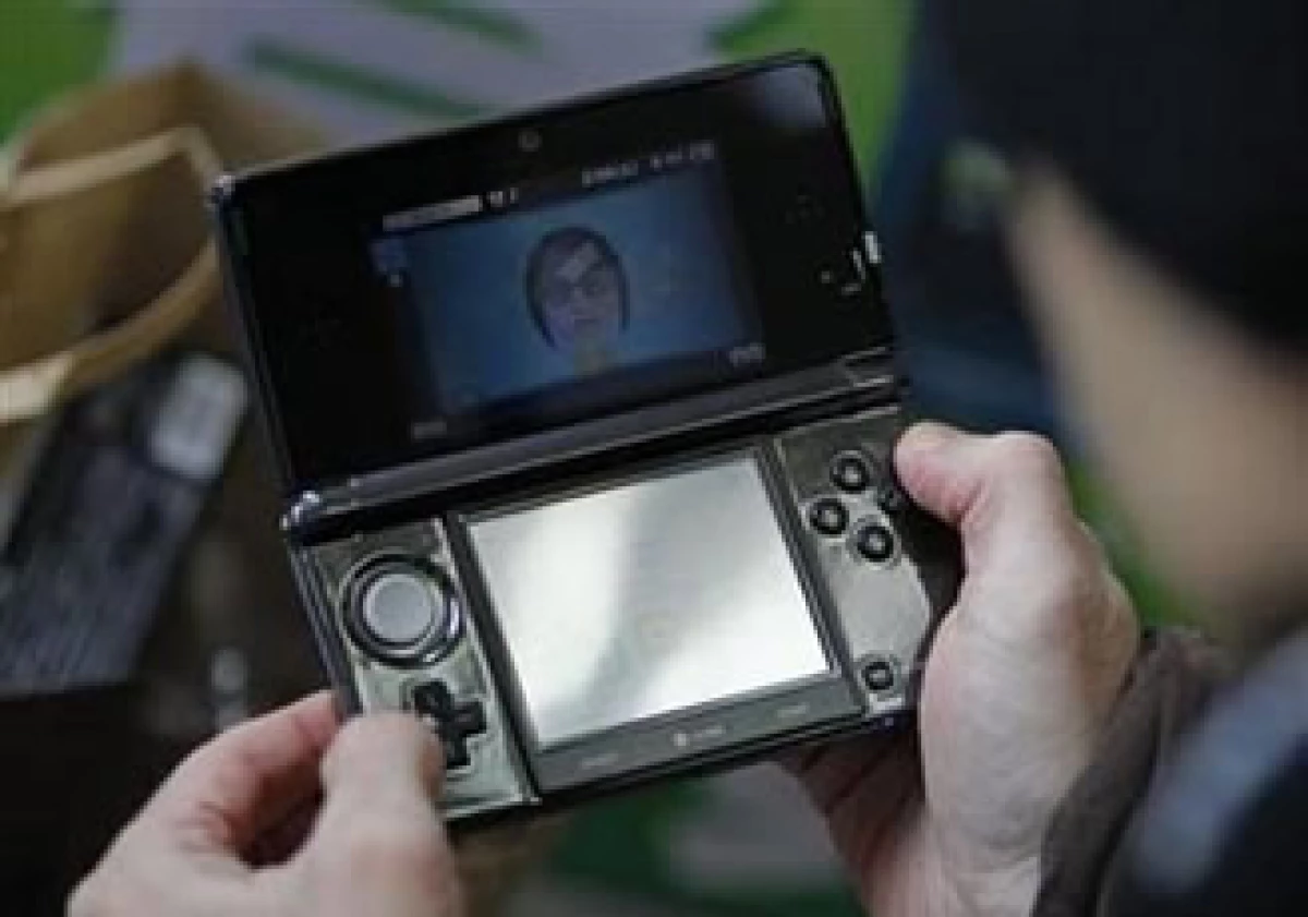 El 3DS fue lanzado en Japón el mes pasado y saldrá a la venta en Estados Unidos el 27 de marzo. (Foto: Reuters)