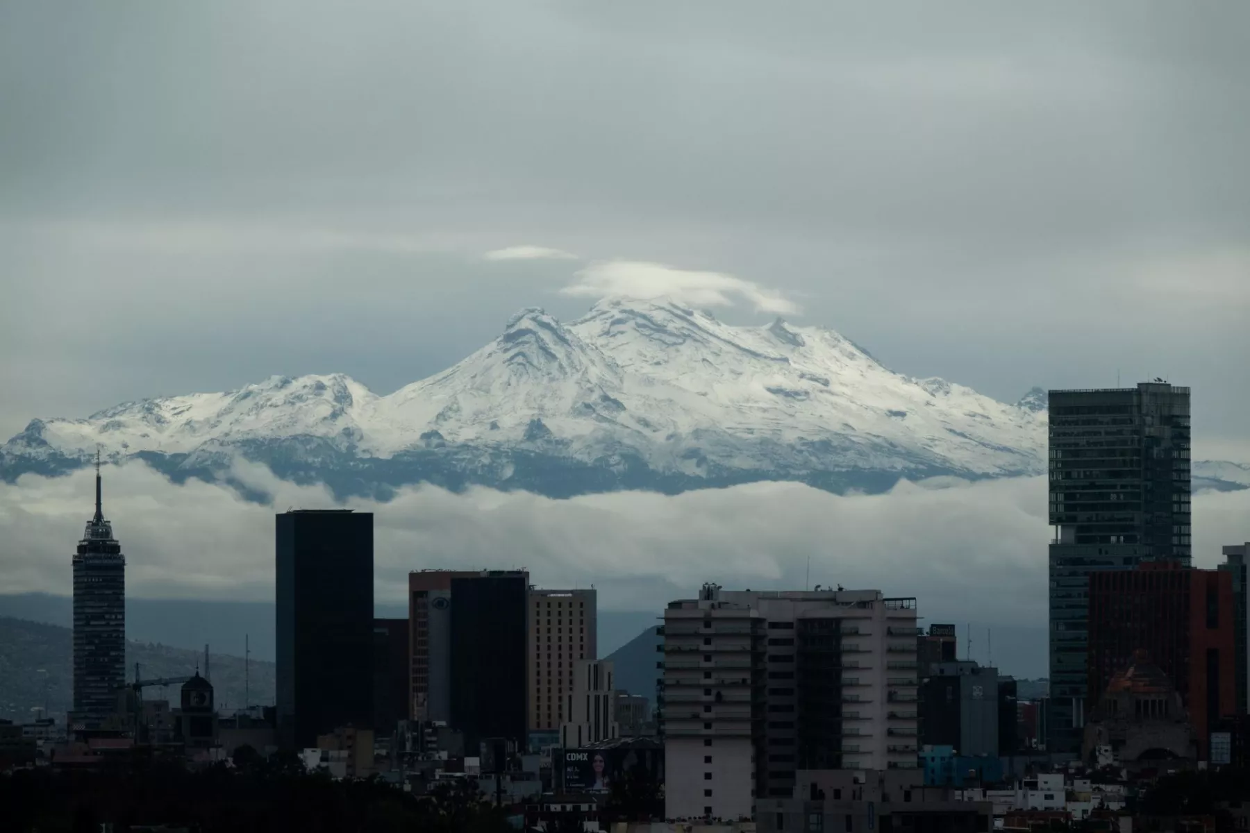 Fotos del Nevado de Toluca, Popocatépetl e Iztaccíhuatl hoy llenos de nieve