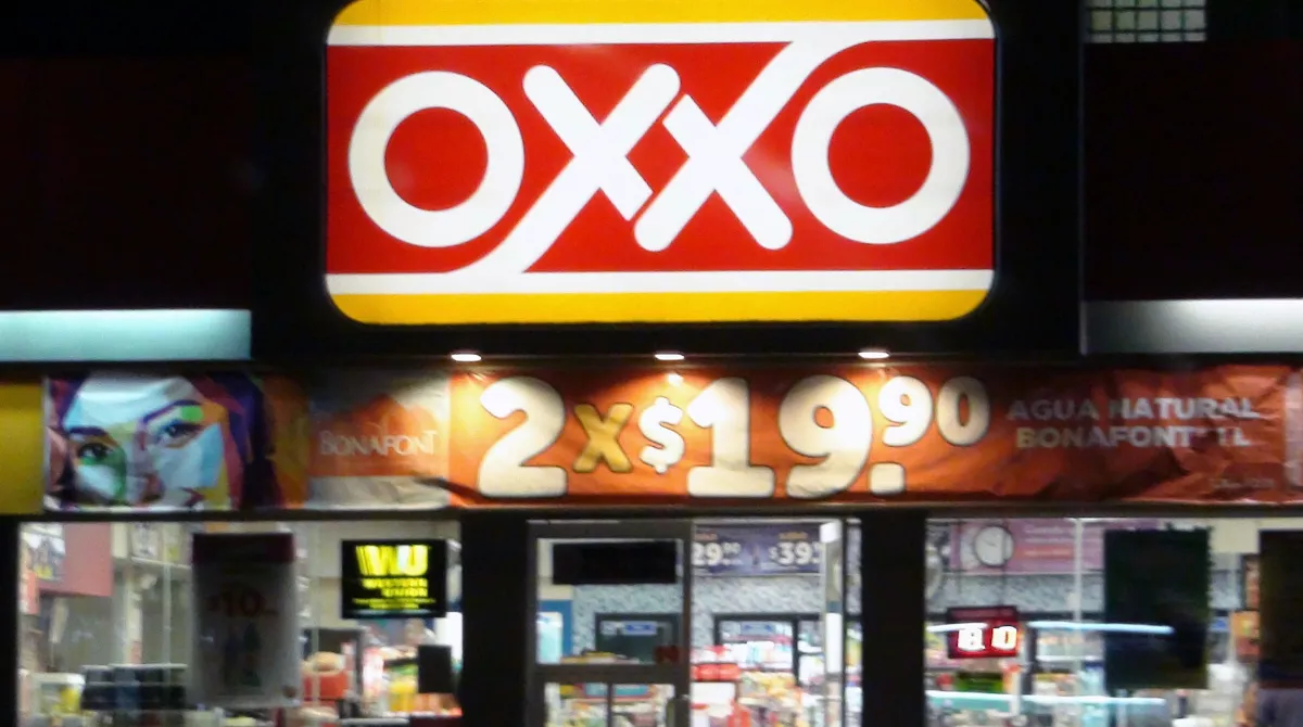 (Sucursal de Oxxo)