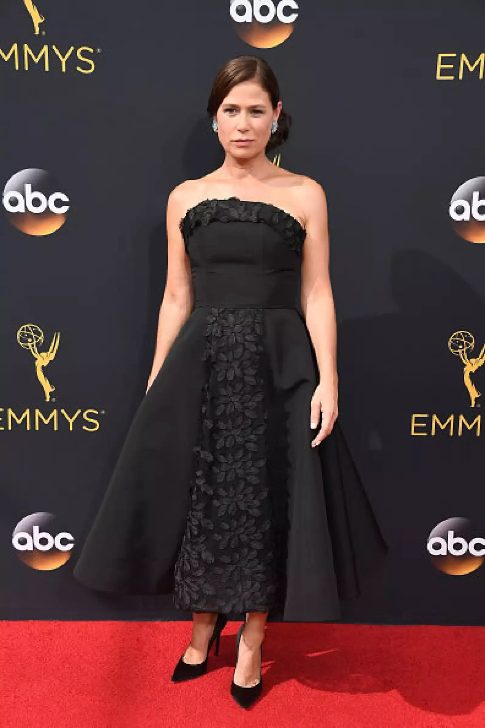 Maura Tierney en Christian Siriano.