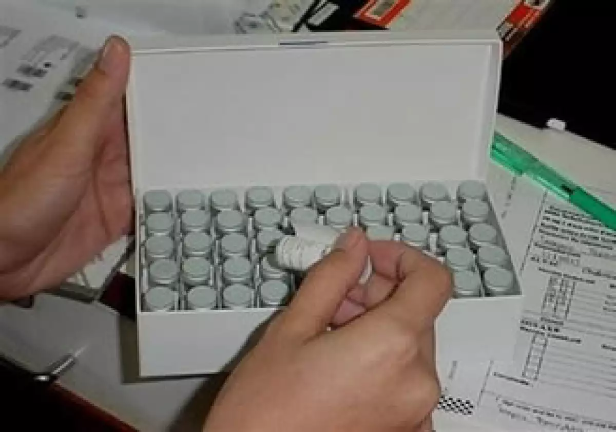 En un grupo de estudio de 16,000 voluntarios, sólo 51 de los que tomaron la vacuna se infectaron. (Foto: AP)