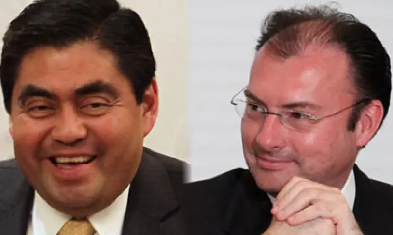 Miguel Barbosa (izq) y Luis Videgaray (der) se reunieron este jueves en Palacio Nacional. (Foto: Especial)