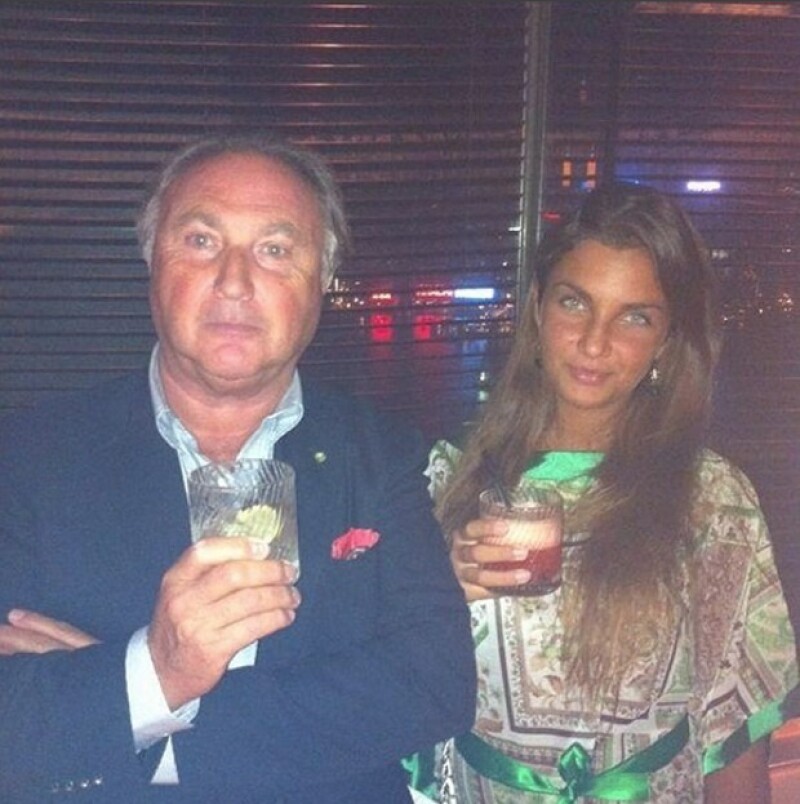 Elettra con su papá, el empresario Tonino Lamborghini, hijo del fundador de la automotriz.