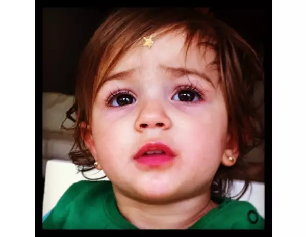 Mila es la primogÃ©nita de Alfonso Dosal, una pequeÃ±ita muy bien portada.