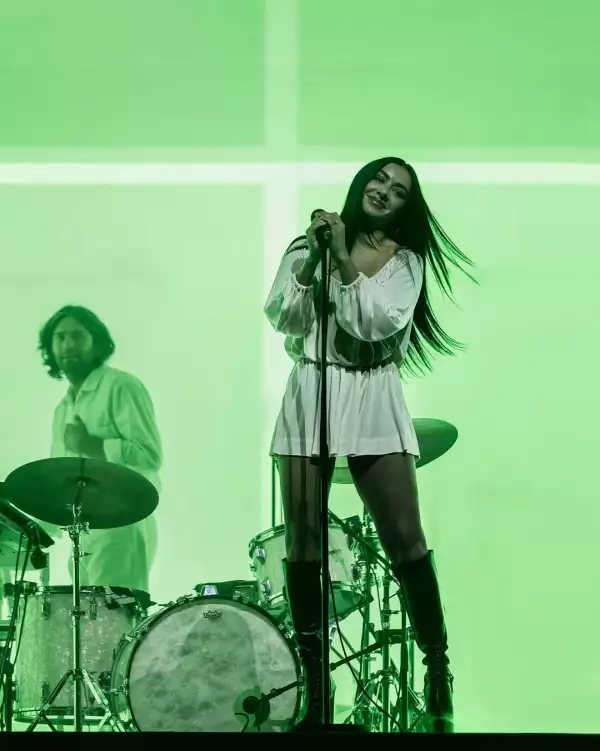 charli-xcx-repite-vestido-novia.jpg