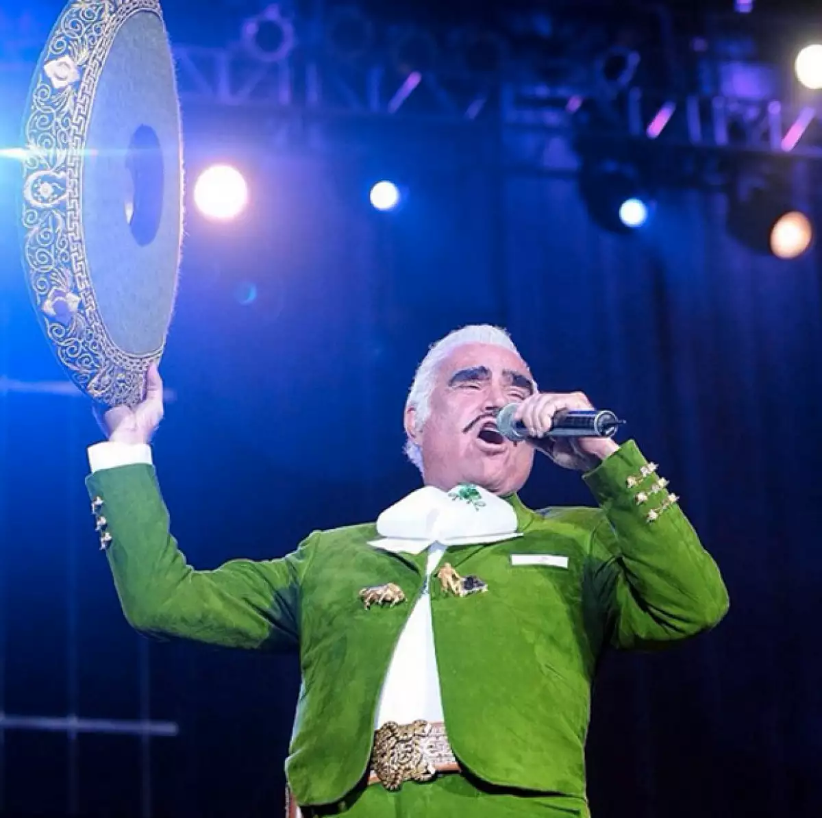 El cantante ofrecerá a su último público un show gratuito.