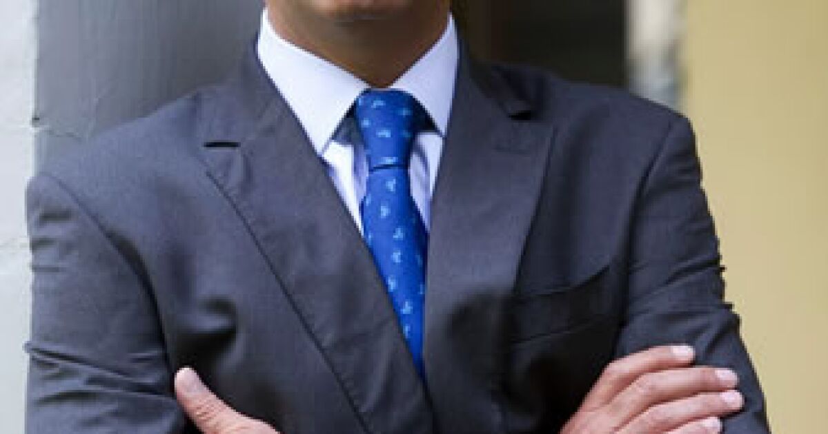 Carlos Slim Domit lamenta la muerte de empresario de Liverpool