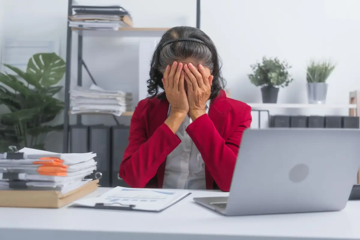 Entender y apoyar la menopausia en el ambiente laboral