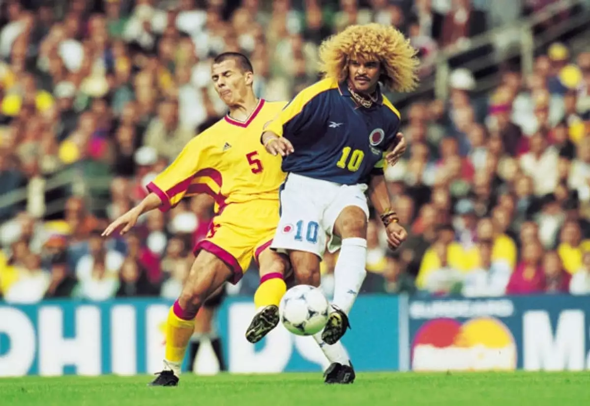 ¿Cómo olvidar el escandaloso peinado de Valderrama?