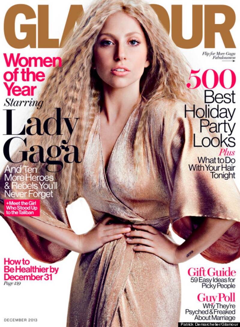 Lady Gaga se pronunció contra las portadas que generan ideales de belleza alejados de la realidad.