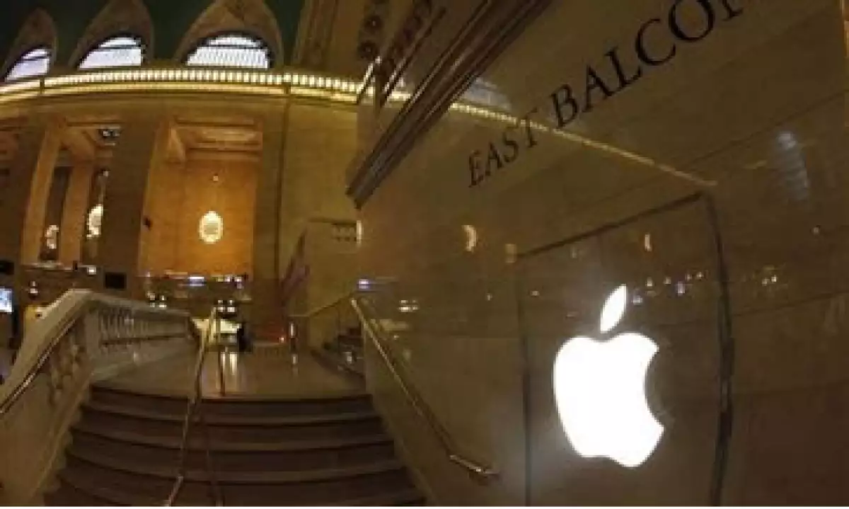 Se espera que los papeles de Apple conduzcan a un alza en el Nasdaq tras el lanzamiento del dispositivo. (Foto: Reuters)