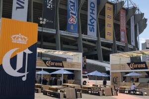 Estadio Azteca Cerveza Corona