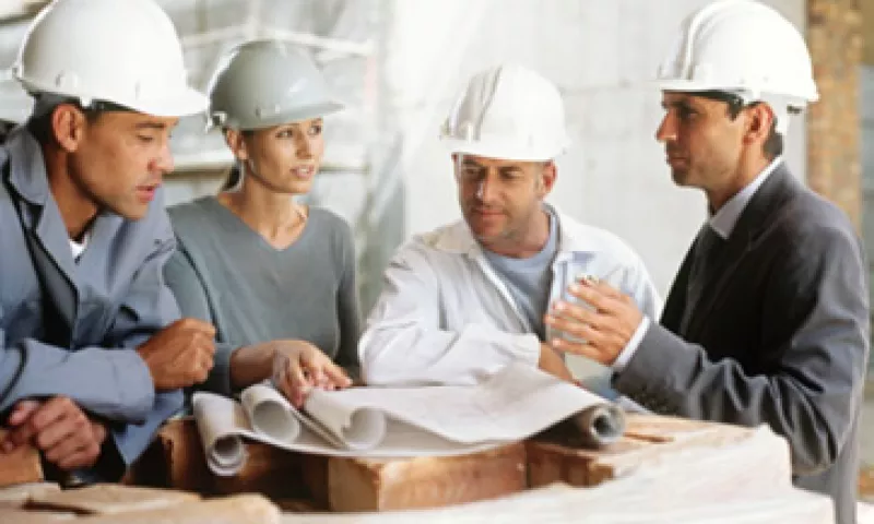 El gasto en construcción en el sector público cayó 0.2% en enero pasado. (Foto: Thinkstock)