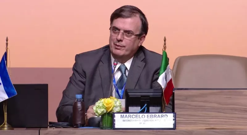 Marcelo Ebrard_migración