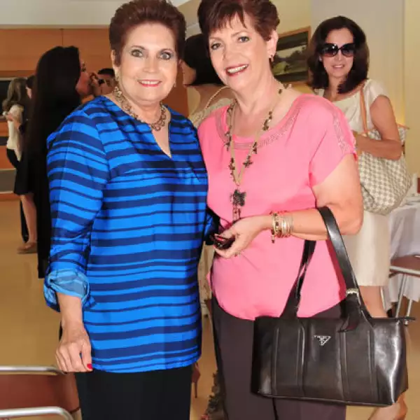 Laura Núñez de Guerra y Ester Gómez de Valdés