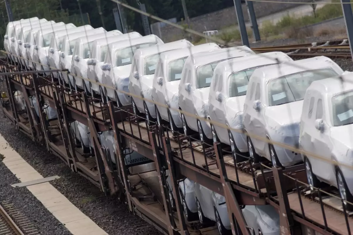 Exportacion autos tren