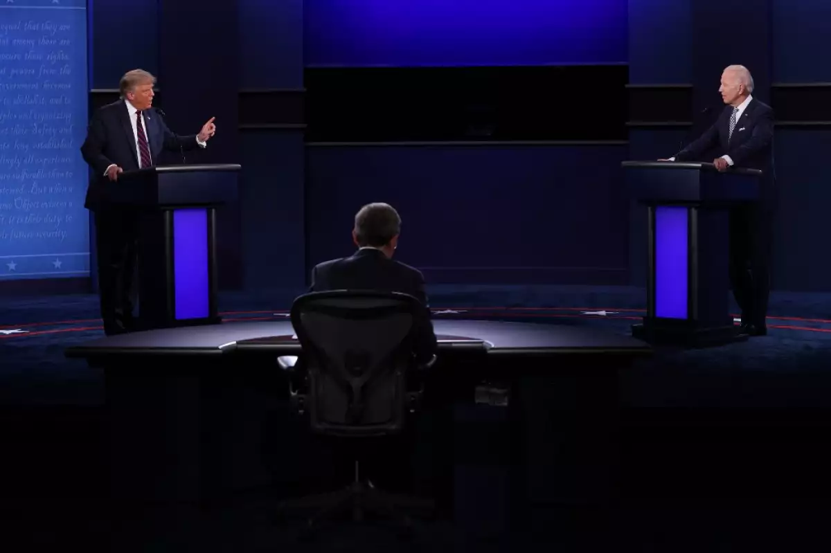 Un debate lleno de interrupciones