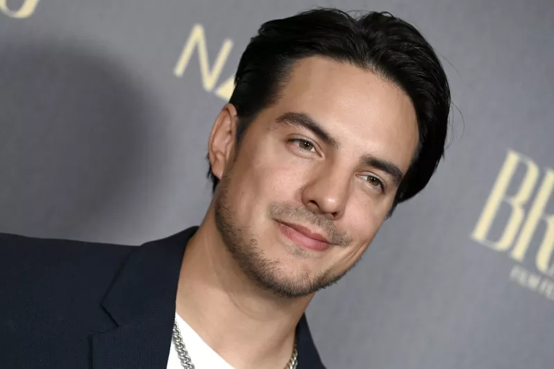 vadhir-derbez-responde-denuncia