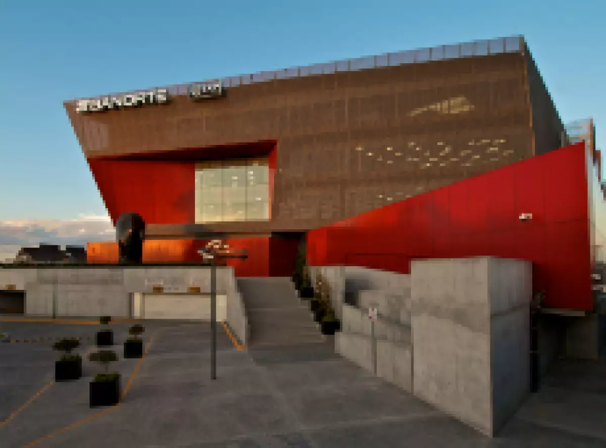 P Centro de Contacto Banorte