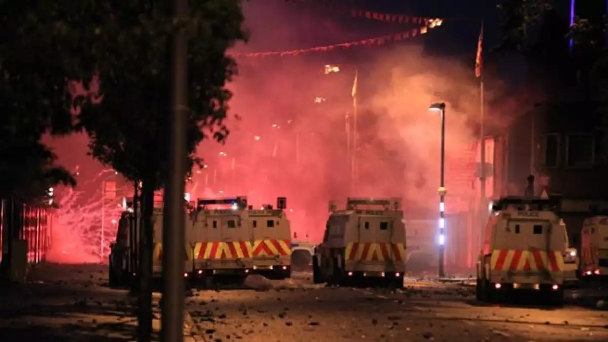 irlanda del norte-disturbios