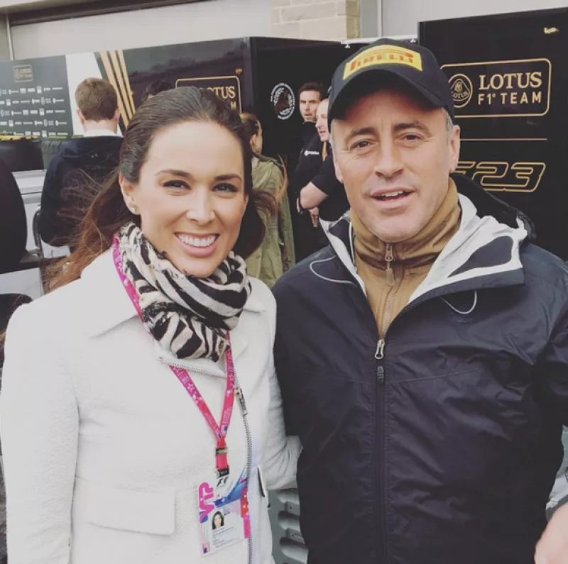 Los hermanos Bracamontes estuvieron en Austin para la carrera de autos, donde aprovecharon para tomarse la foto del recuerdo con el actor de "Friends".