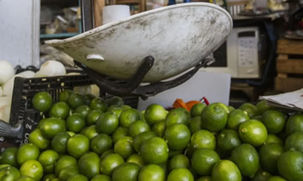 El precio del cítrico ha alcanzado los 78 pesos en algunos estados del norte del país, de acuerdo con Profeco. (Foto: Cuartoscuro)