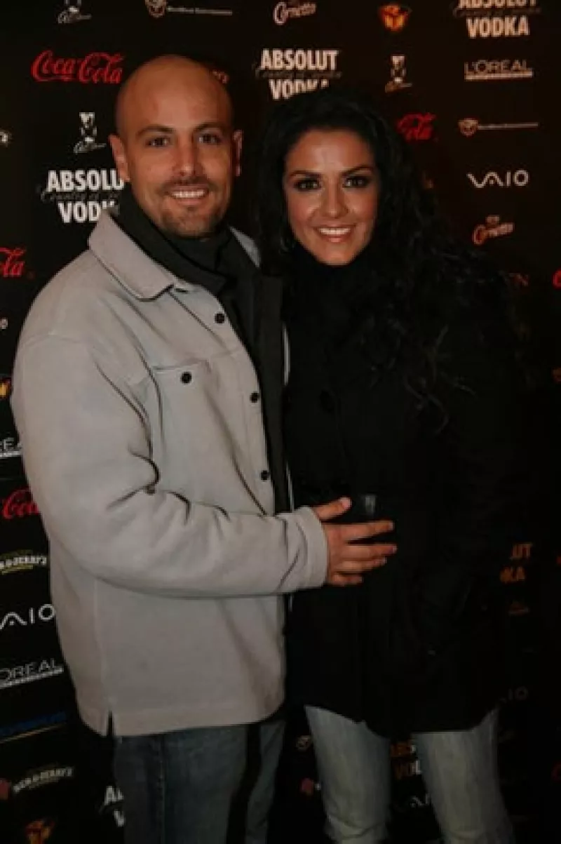 La cantante y Federico Vega se conocen desde hace 13 años, fueron novios, terminaron, regresaron, volvieron a cortar y ahora se comprometieron.