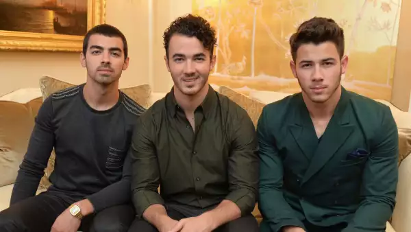 jonas-brothers.jpg