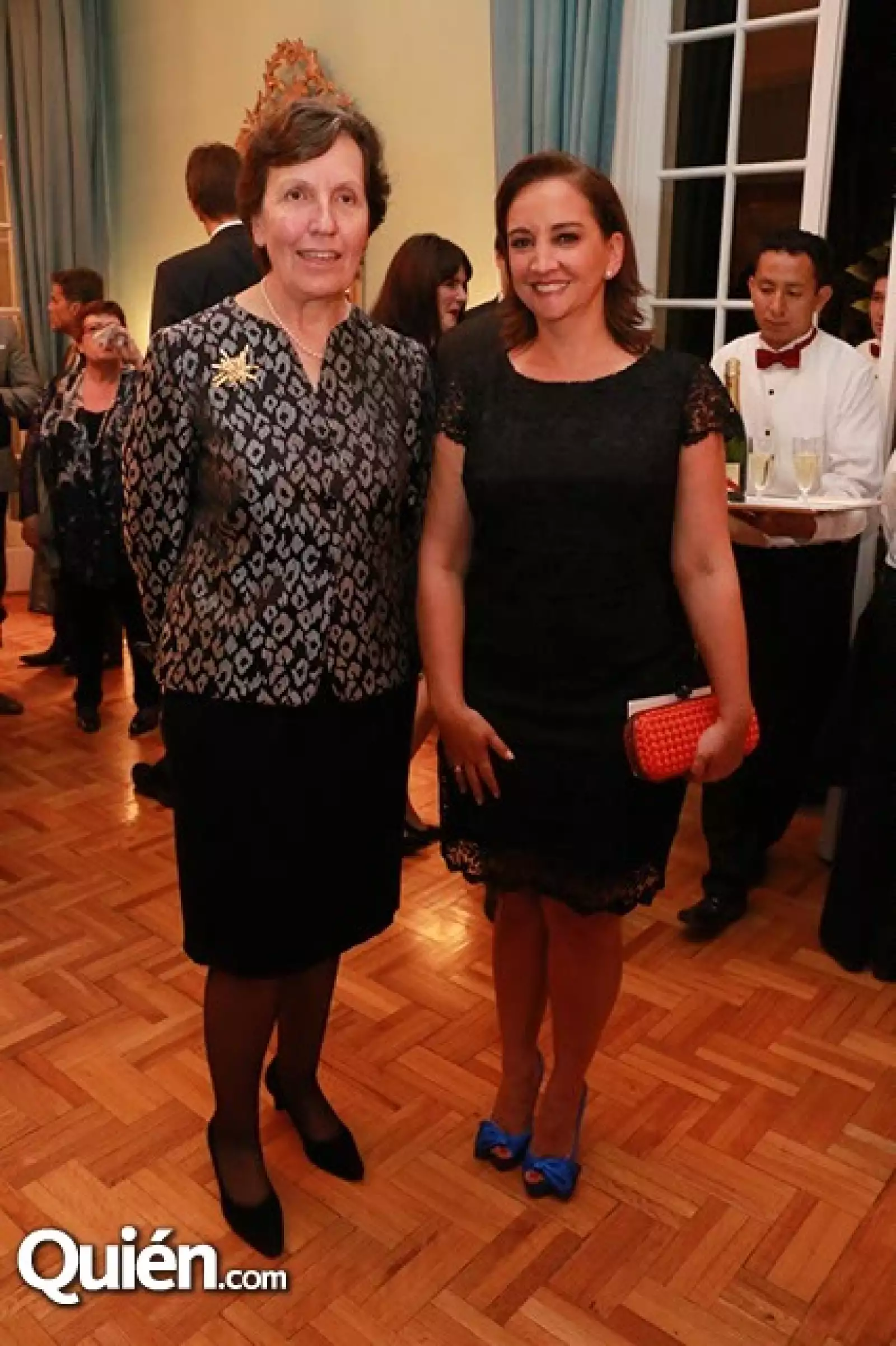 Maryse Bossière y Claudia Ruiz Massieu