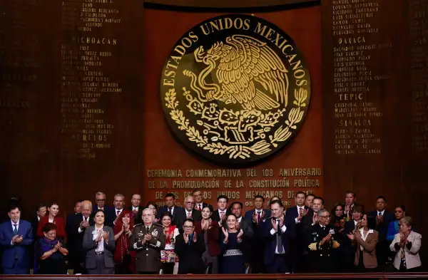 Sheinbaum Ceremonia  Constitución