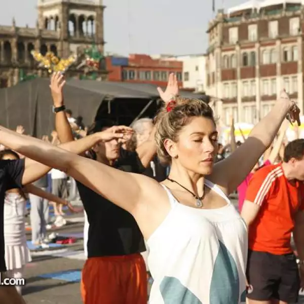 Yoga en el zocalo
