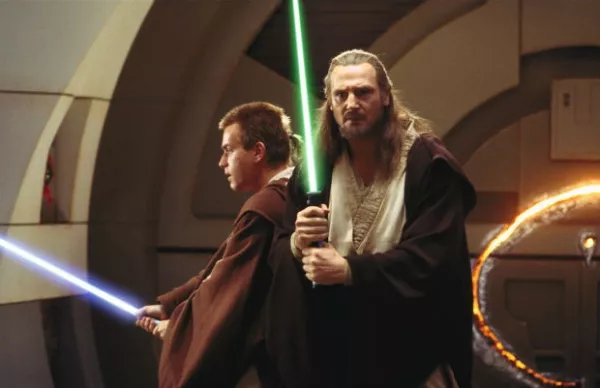 Así lucían los actores en Star Wars, la segunda trilogía que comenzó en 1999.