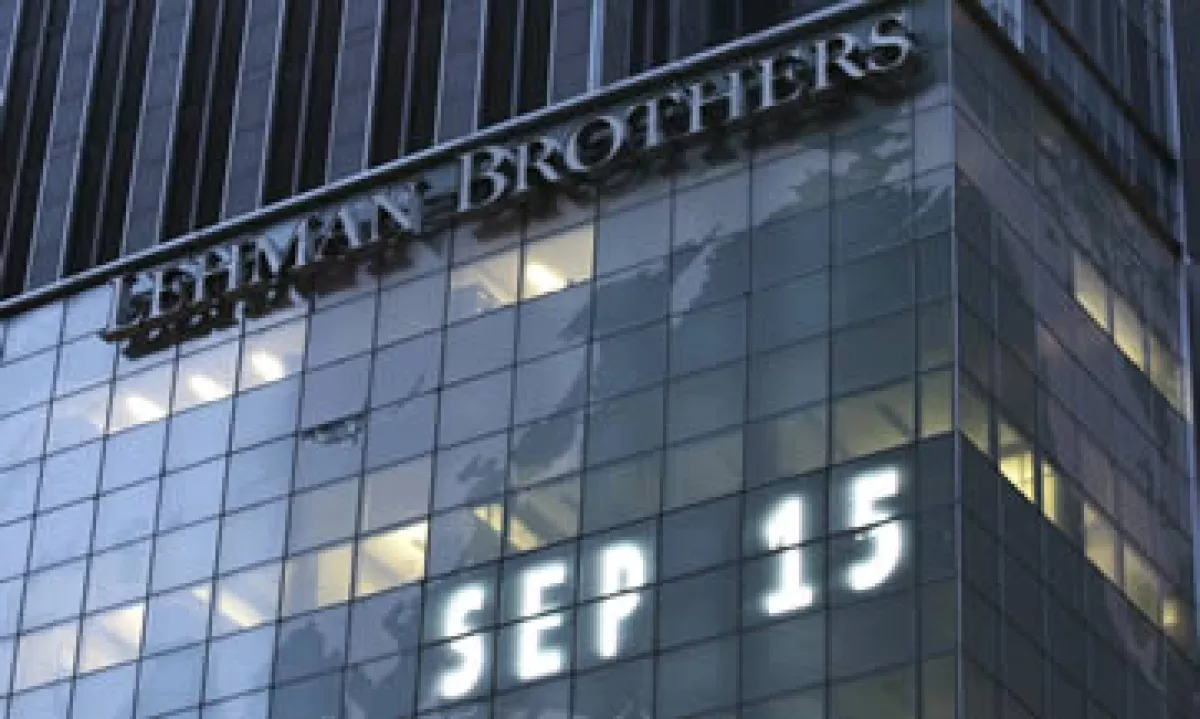 La quiebra de Lehman Brothers se tradujo en un exceso de regulación bancaria en el mundo, que puede limitar a la instituciones para apoyar la recuperación económica. (Foto: AP)