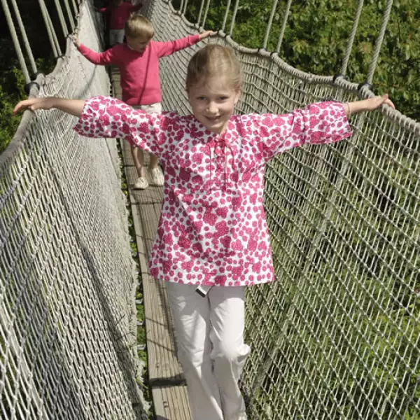 Su mamá, la Reina Matilde, ha estado a su lado todo el tiempo y sobre todo en eventos reales.