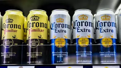 100 años de Grupo Modelo: cómo la cerveza Corona se convirtió en símbolo global de consumo mexicano