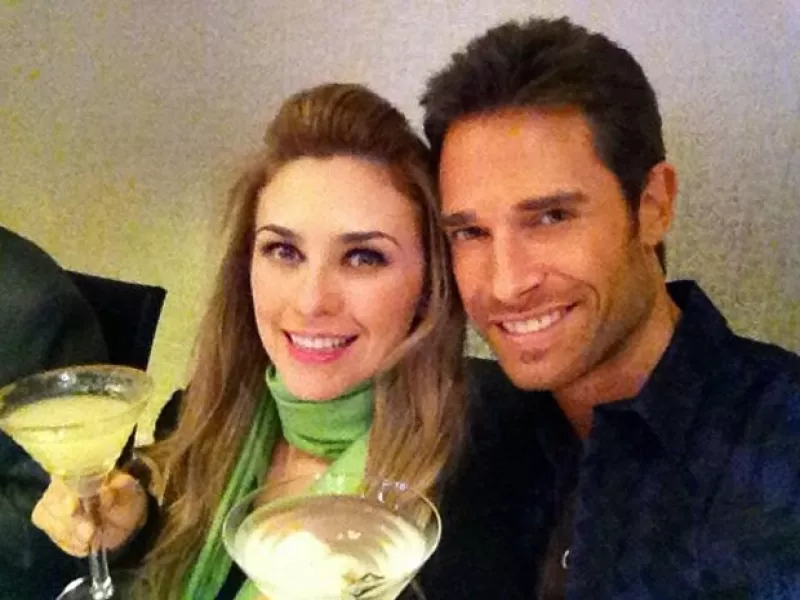 La actriz celebró el estreno de su nueva telenovela, `La patrona´, este martes y quien estuvo a su lado en todo momento fue su novio, quien no teme llamarla `Mi patrona´ en público.