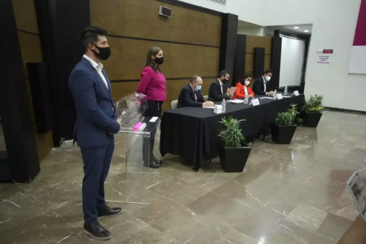 empresas encuesta morena