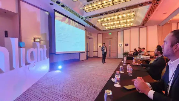 Presentación del vehículo de financiamiento para proyectos solares de Enlight