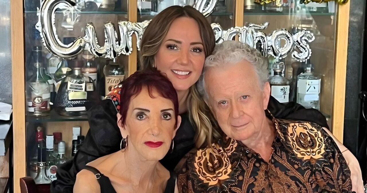 Andrea Legarreta revela lo doloroso que ha sido vivir sin su mamá a tres años de su partida