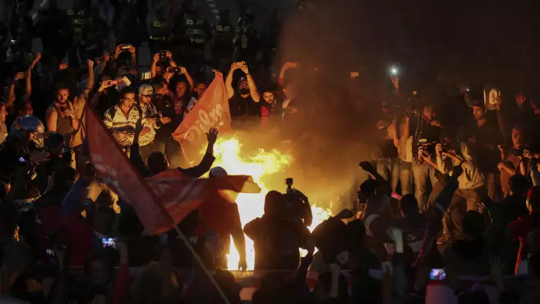 Militantes del Movimiento de los Trabajadores Sin Techo (MTST) protestaron en apoyo de Rousseff.