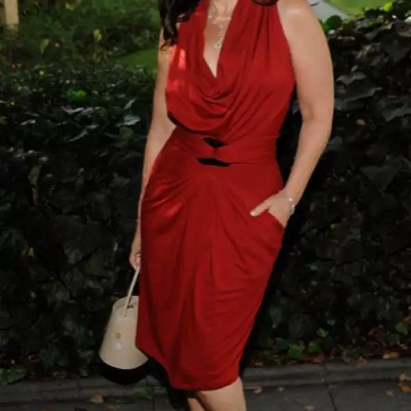 Fran Drescher tiene 52 años y no cabe duda que luce una figura que mujeres de 20 y 30 años desearían.