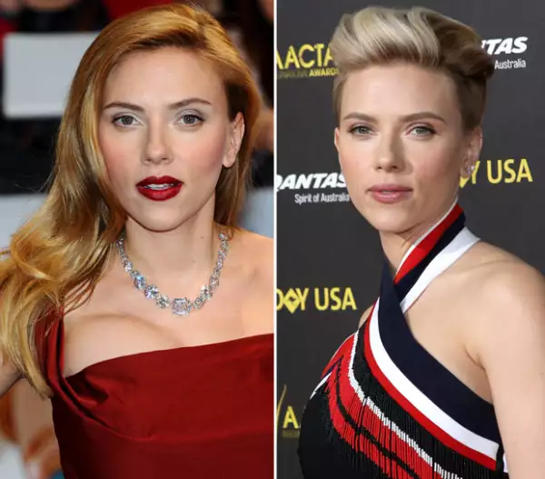Scarlett pasó de un pelo largo y rojizo a un corte pixie rapado de los costados y güero.