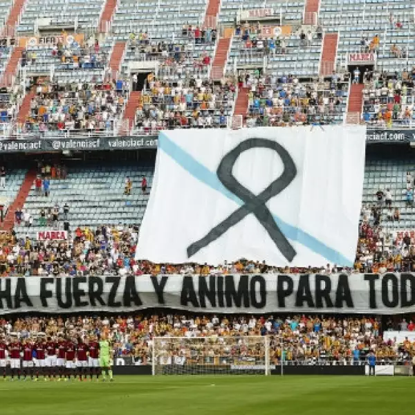 Ofrendas por el accidente de tren en Galicia