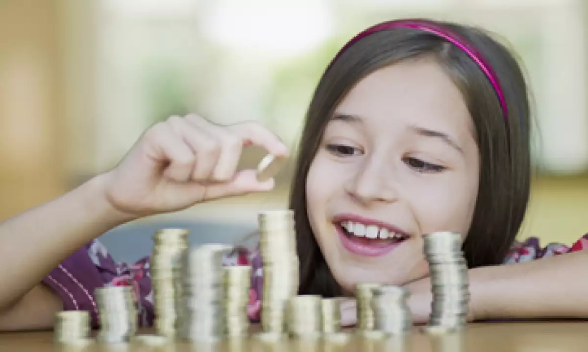 Los niños deben entender que cada elección de un bien o servicio implica descartar otros. (Foto: Getty Images)