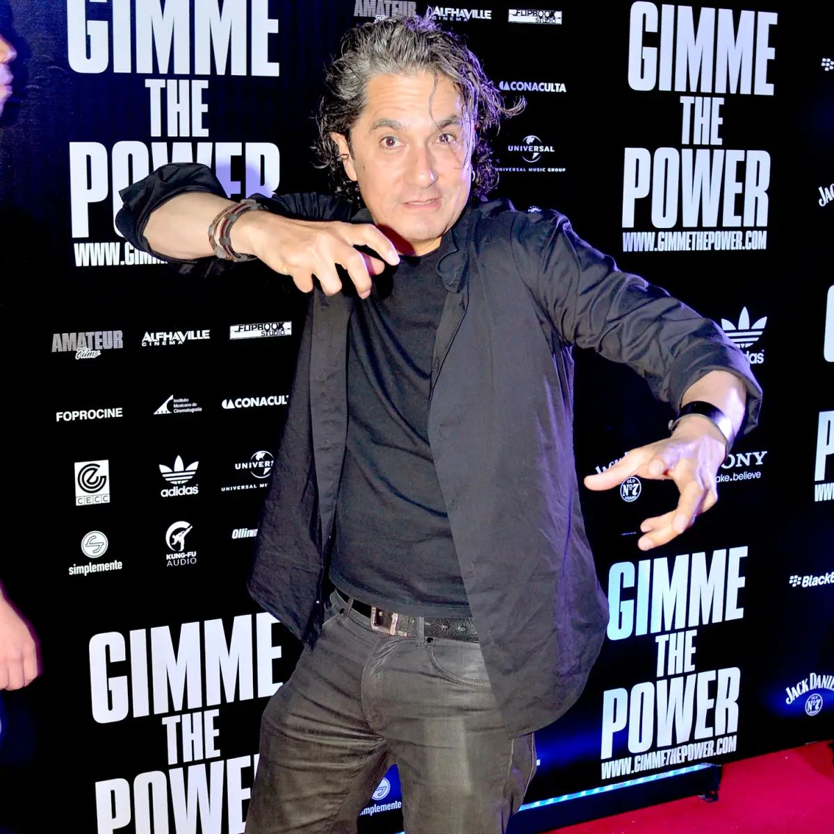 ARMANDO.jpg