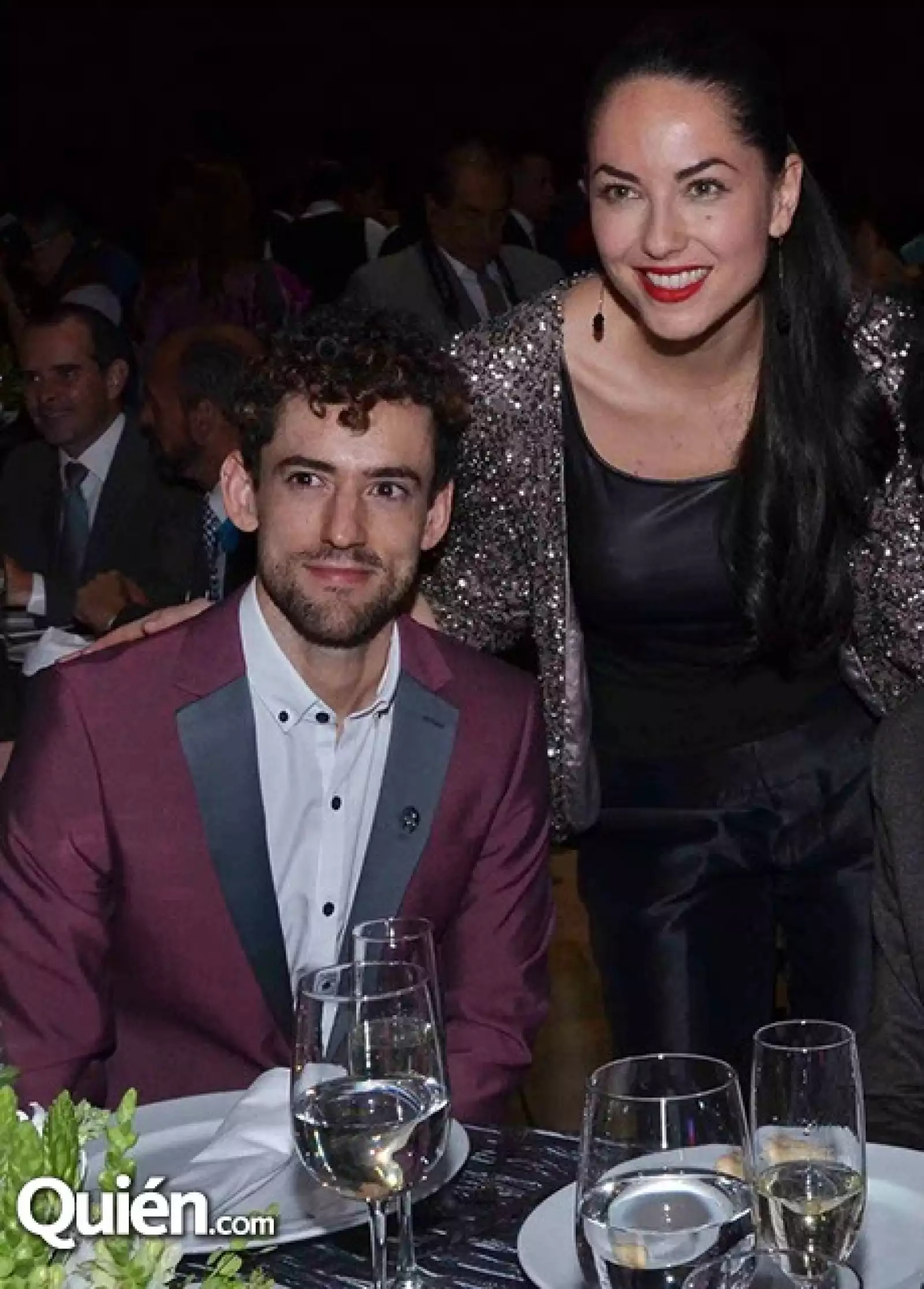 Luis Gerardo Méndez y Bárbara Mori.