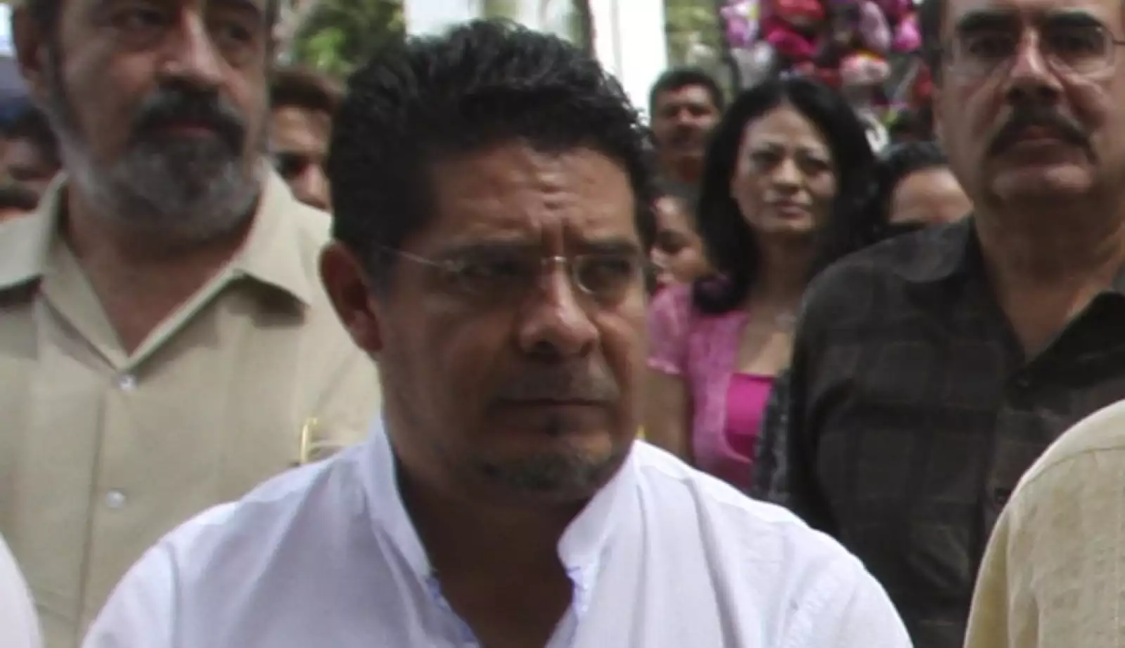 líderes renuncian al PRD 9