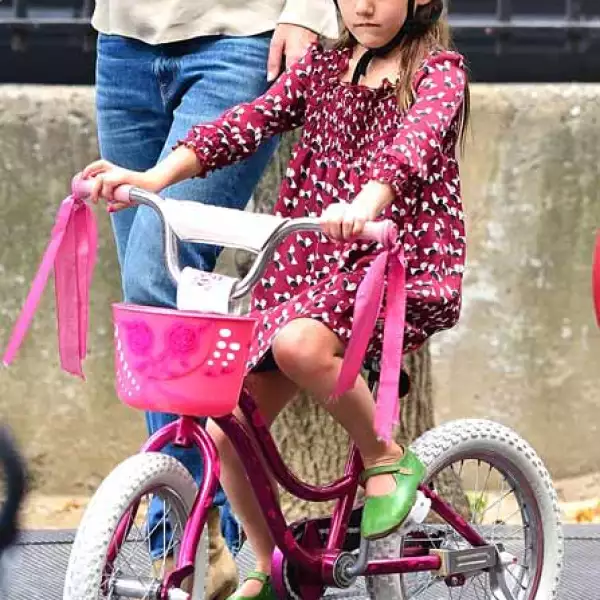 Si su vida es en rosa, entonces su bici también lo es.