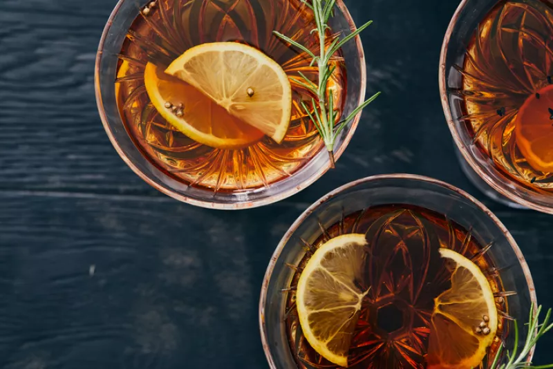 Estudio: La IA predice mejor que el hombre el aroma de un whisky